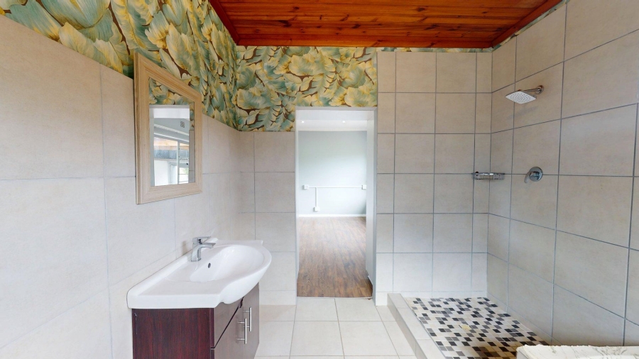 4 Bedroom Property for Sale in Lorraine Eastern Cape